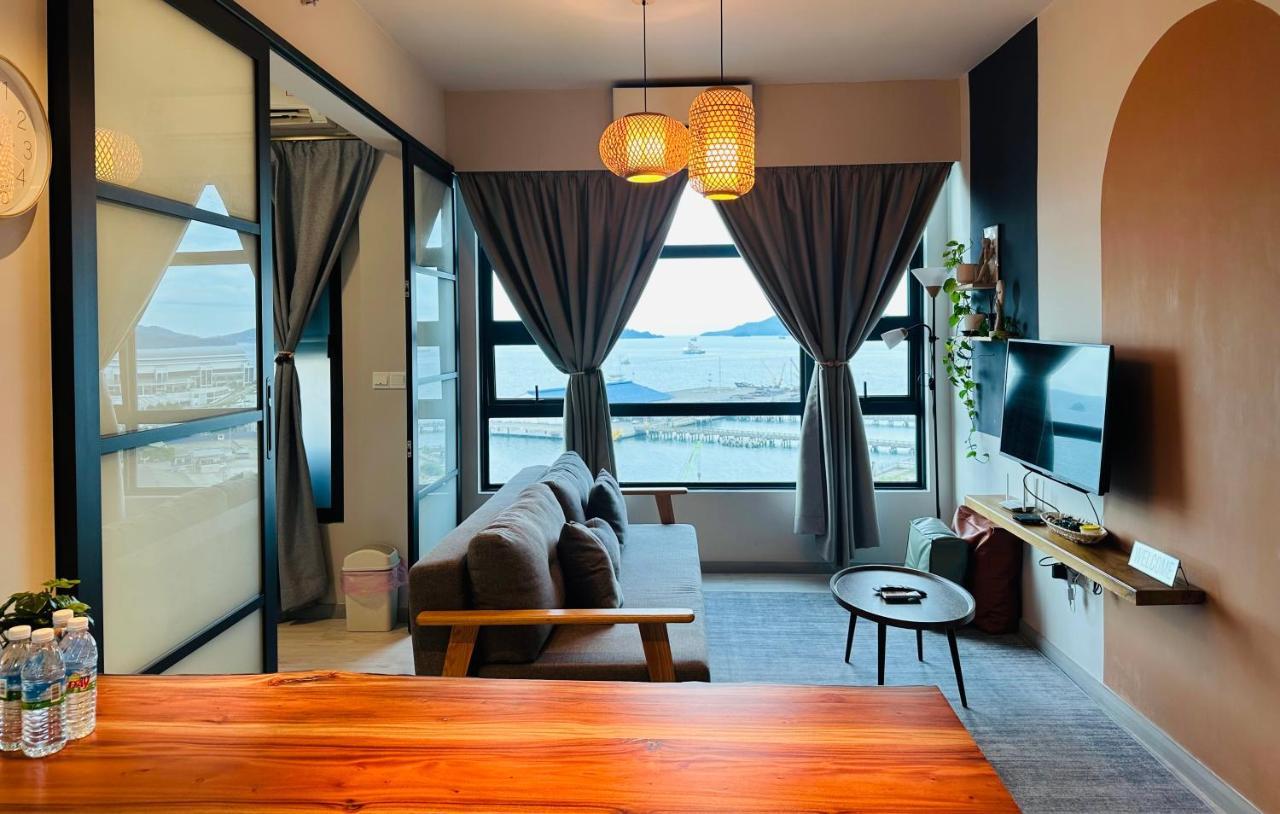 Jesselton Quay - Suite 1 By Staycation Suites Kk Kota Kinabalu Kültér fotó